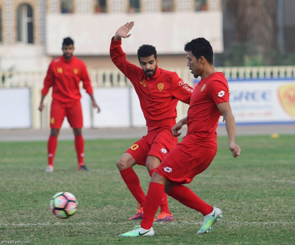 أنجوس يطالب اللاعبين بنقاط الفيصلي