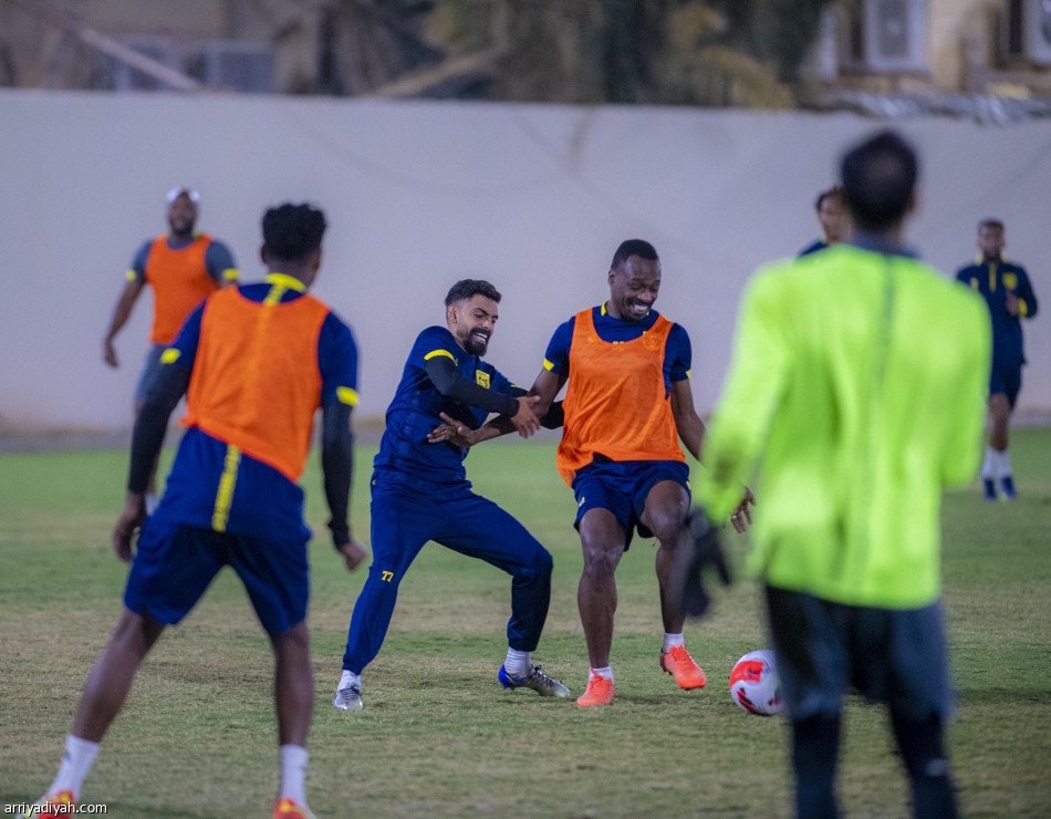 التعاون يستعد للجيش