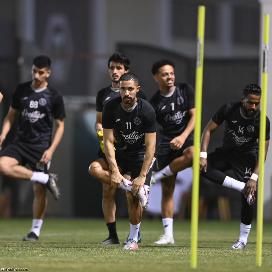 الشباب يضم محمد عيسى 5 أعوام