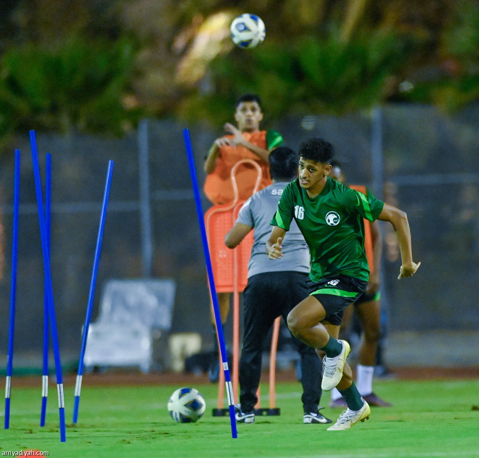 «غرب آسيا».. الأولمبي يستهدف التأهل أمام البحرين