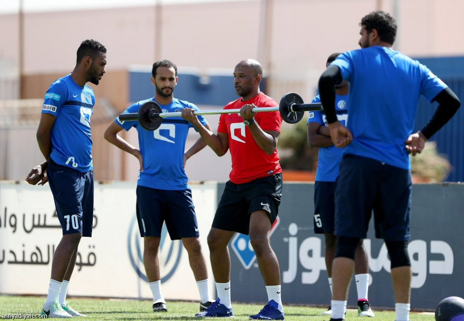 الشهراني يعود لتدريبات الهلال 