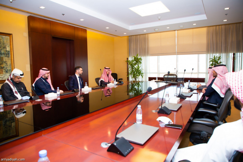 مصرف الإنماء.. شريك رسمي لدوري المحترفين