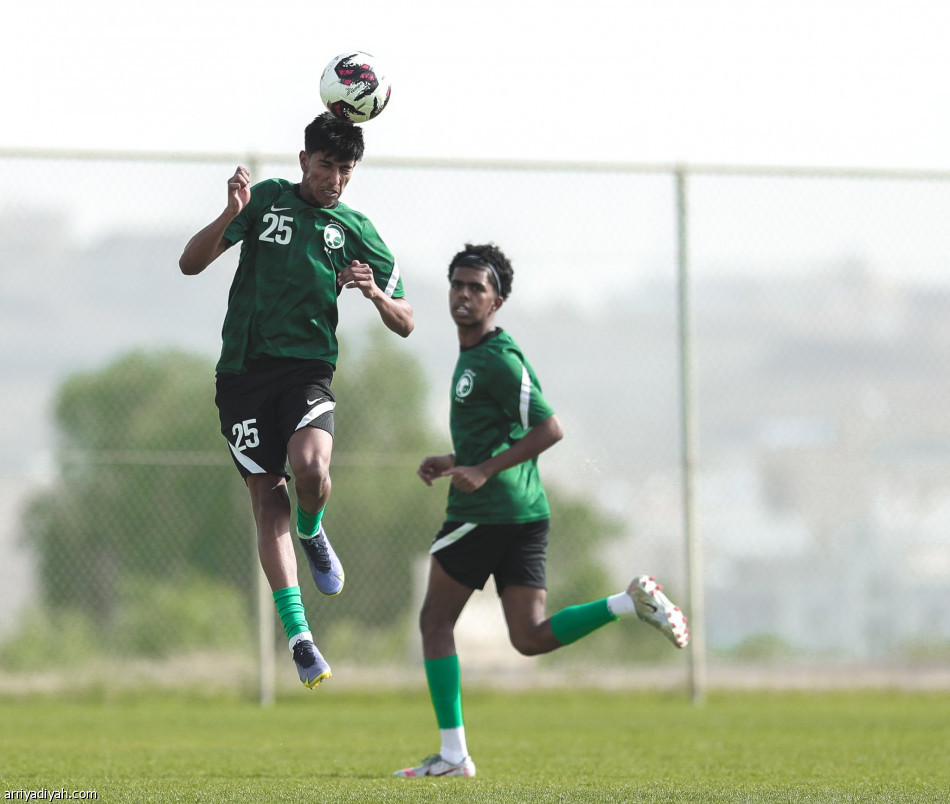 الأخضر الشاب يطبق خطة مواجهة اليمن