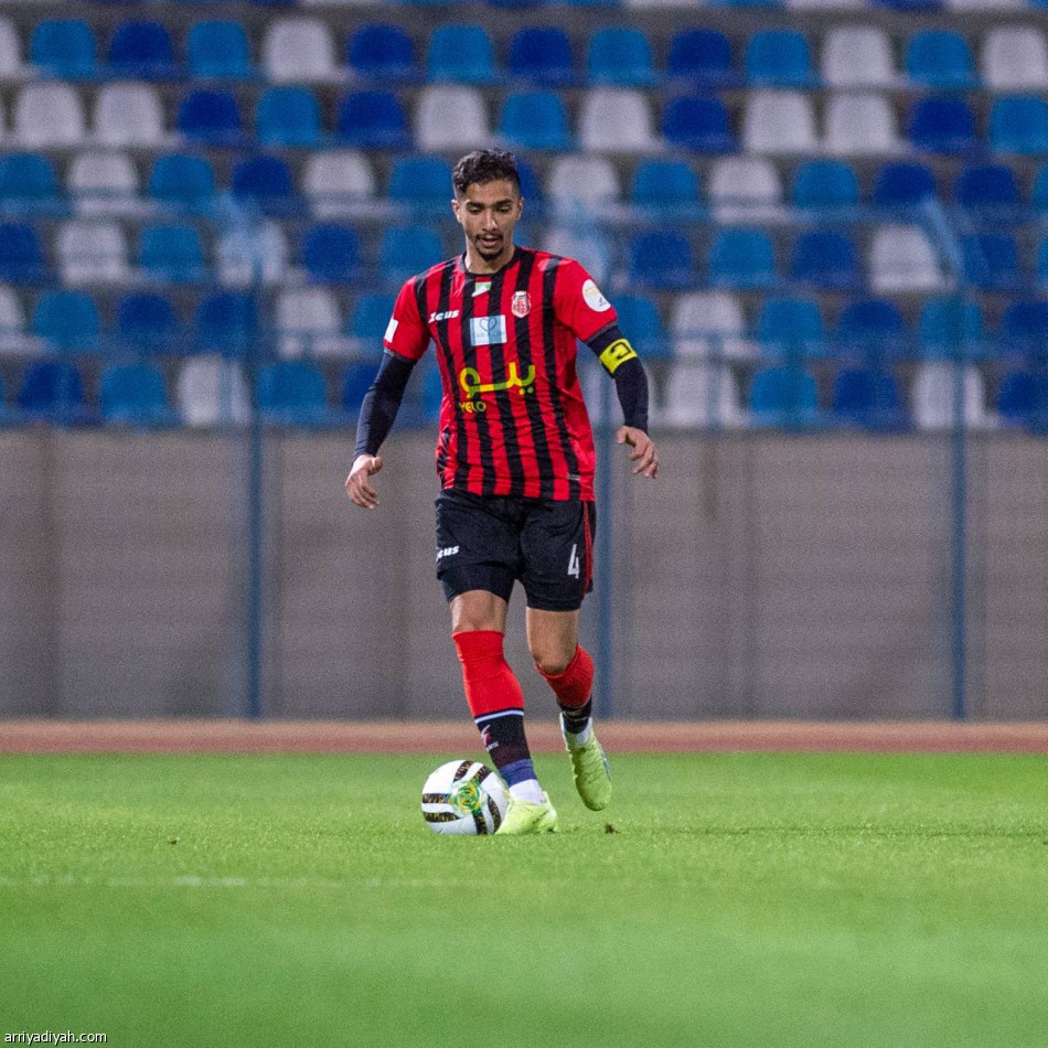 بثنائية نجران.. الرياض يواصل مطاردة الصدارة