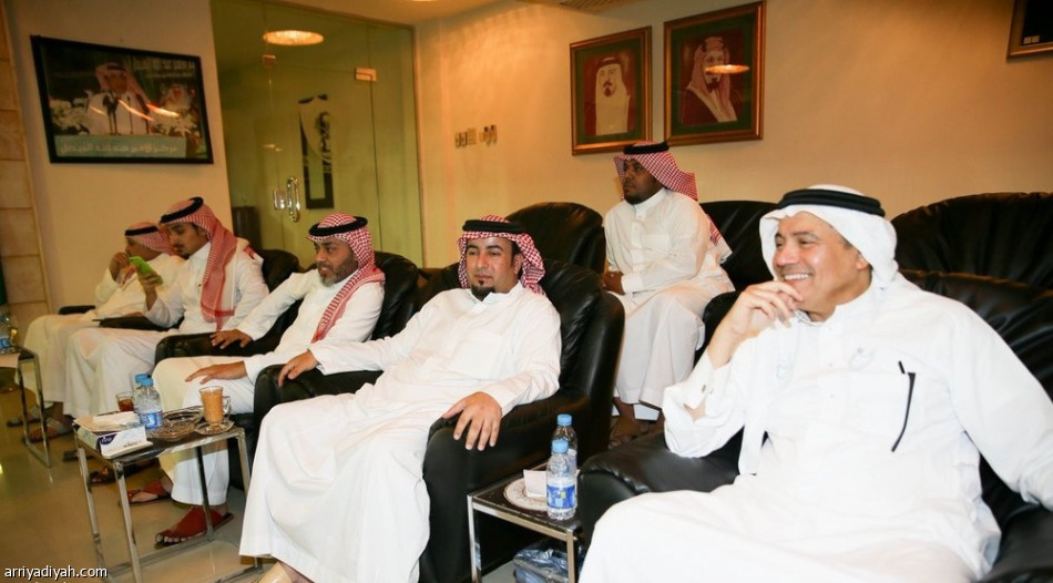 إصابة قوية تنقل سراج الأهلي للمستشفى