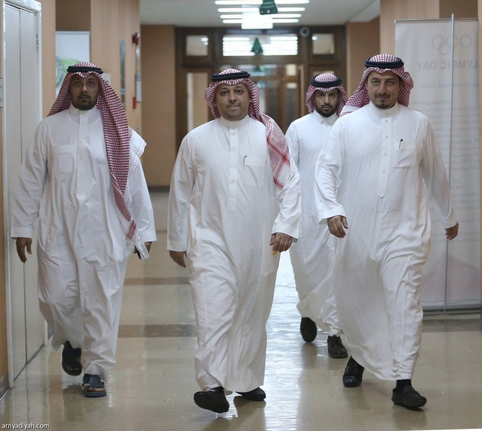 التقيا عيد وموظفي الاتحاد .. عزت والمسحل يباشران أعمالهما