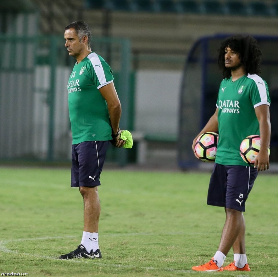 غياب عسيري عن الأهلي 10 أيام
