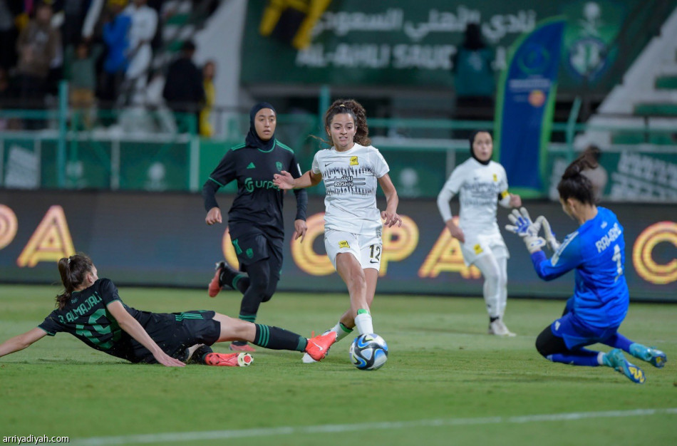 ممتاز السيدات.. الاتحاد يمطر شباك الأهلي بسداسية