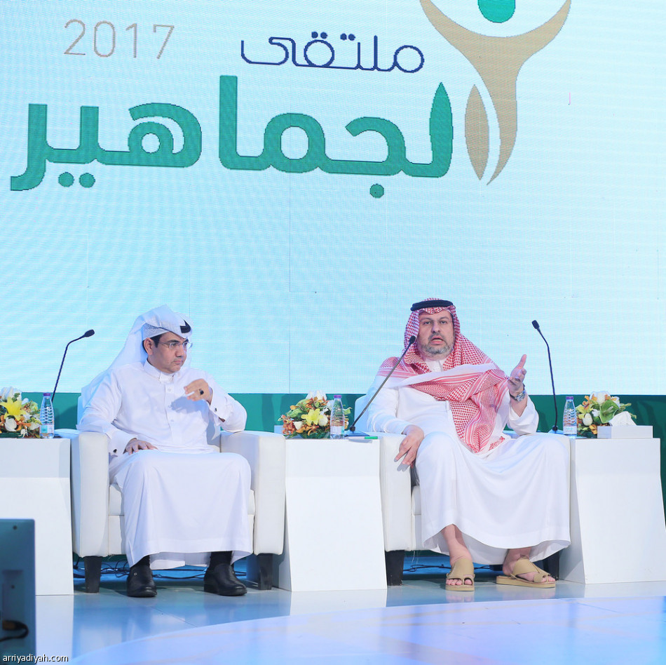عبدالله بن مساعد: شجعت النصر يوماً ما.. وندرس تحسين ملاعب الرياض