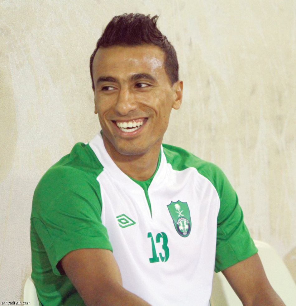 الأهلي 
يبعد الشمراني ويصعّد الصبياني