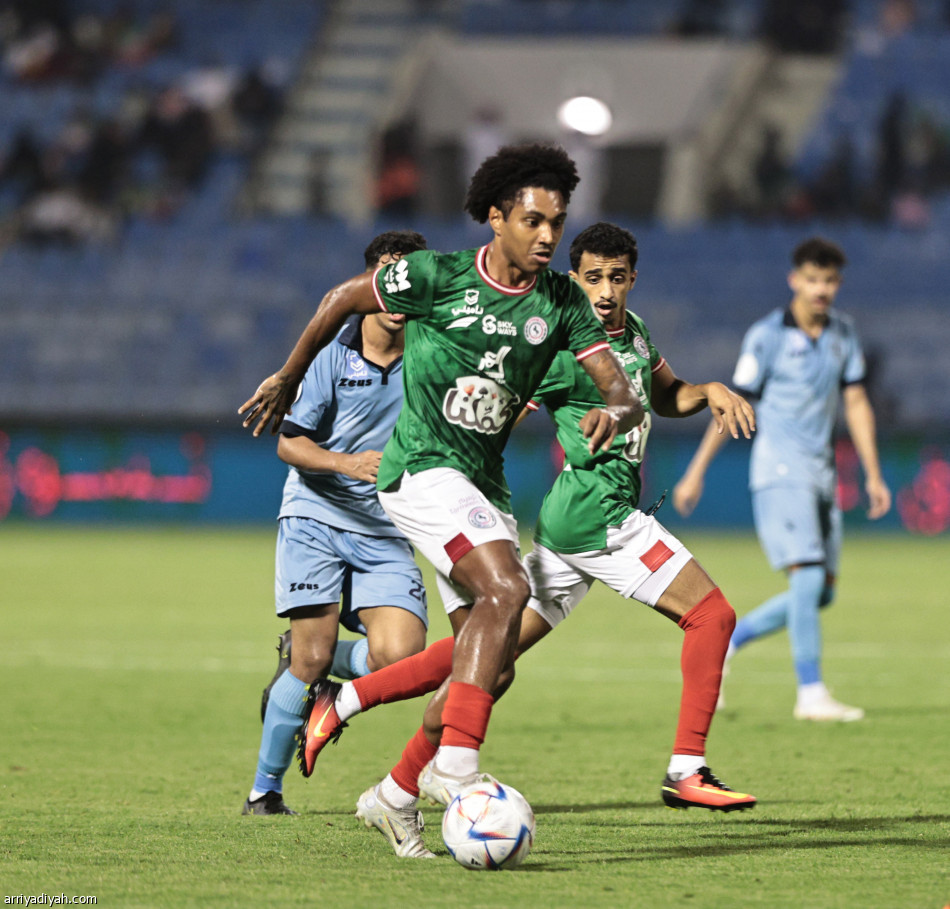 الاتفاق.. انتصار أول بثلاثية الباطن