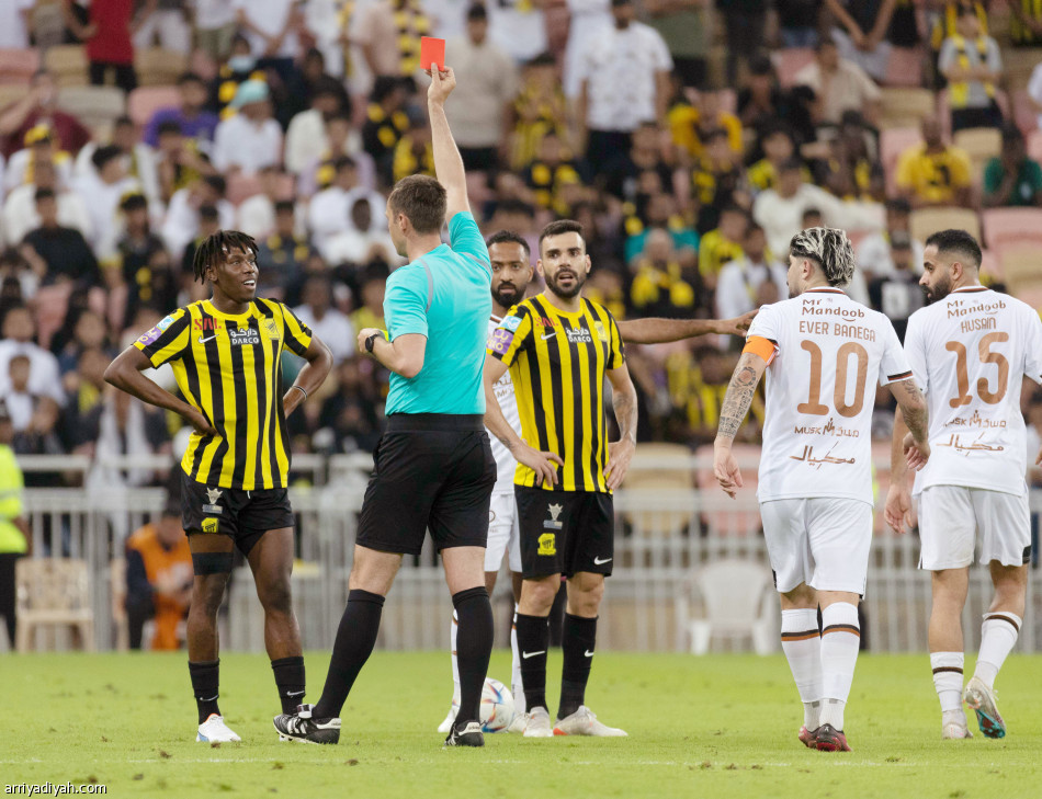 سانتو
يكرر رقم بورتو