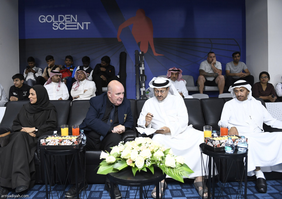 ليزي والشمري يفتتحان «سنوكر العالم»