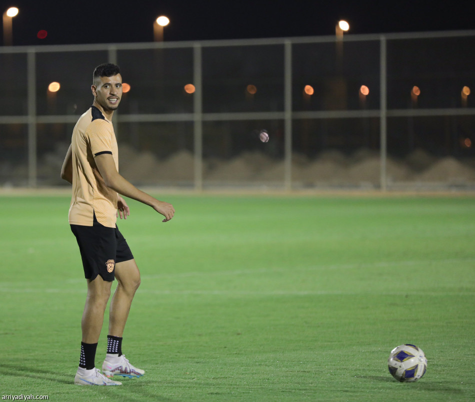 الفيحاء يختتم تحضيرات مواجهة باختاكور