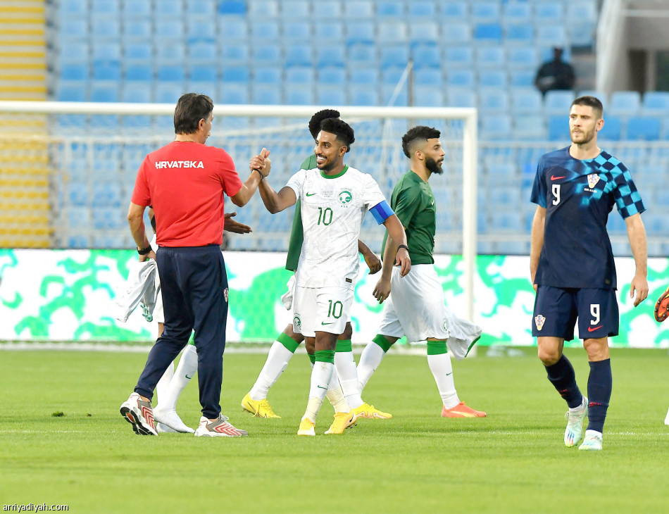 بعد 343 يوما..
الأخضر في قطر