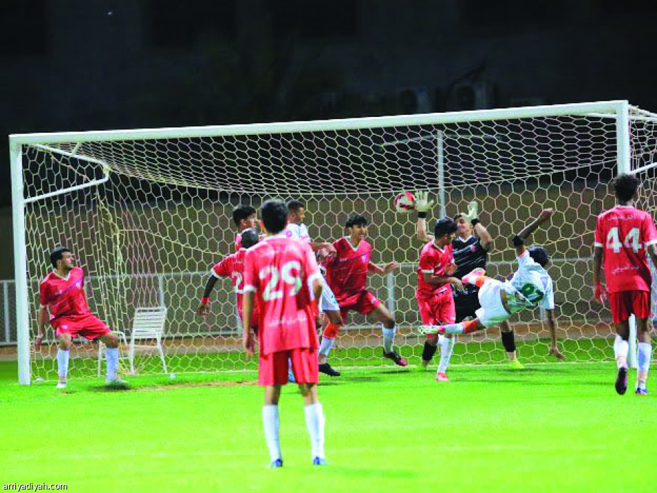 القيصومة 
يعود إلى الأولى بعد 3 مواسم