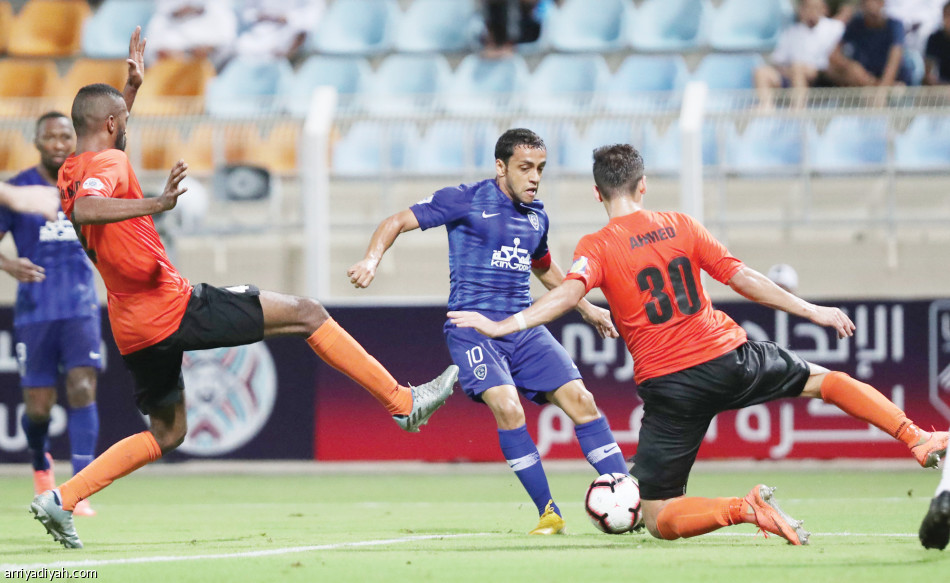 بسهولة 
الهلال يتجاوز العُماني