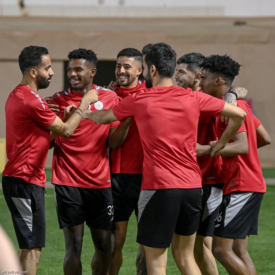 الشباب يختتم تحضيراته لمومباي