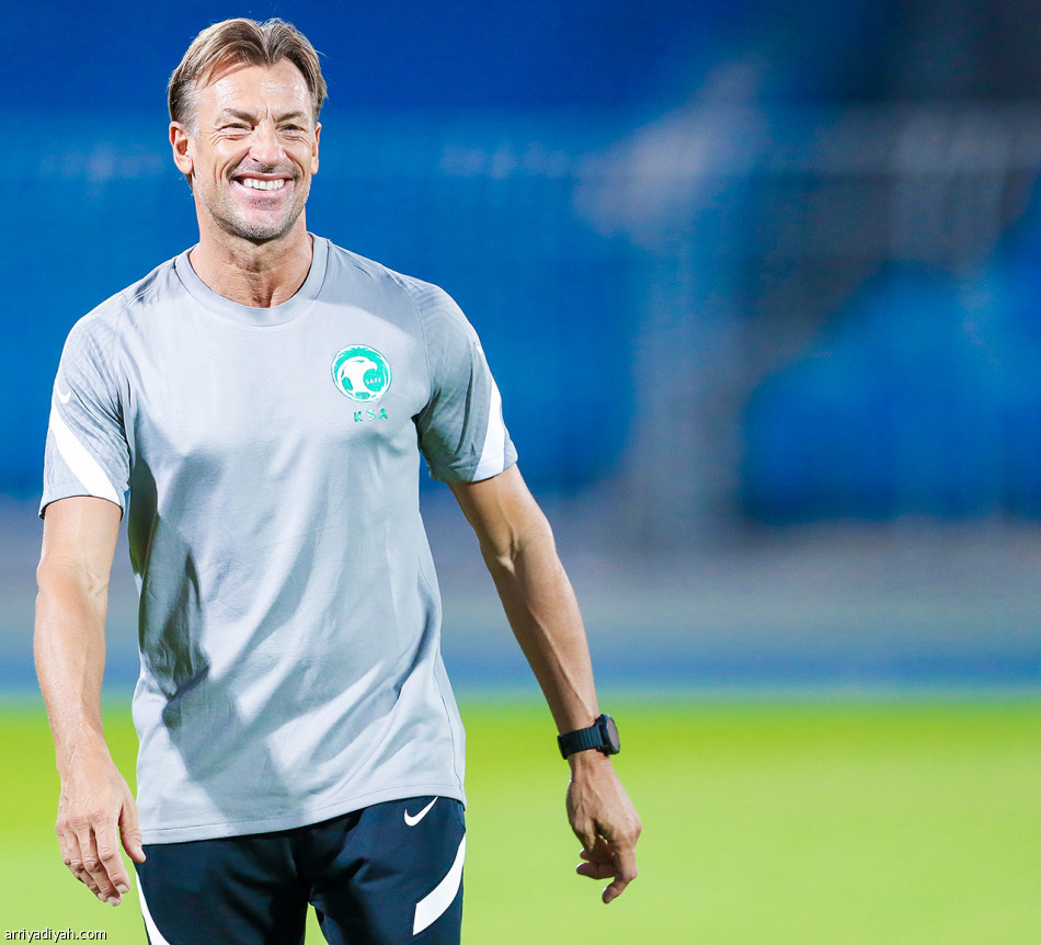 رينارد 
يقترب من التاريخي