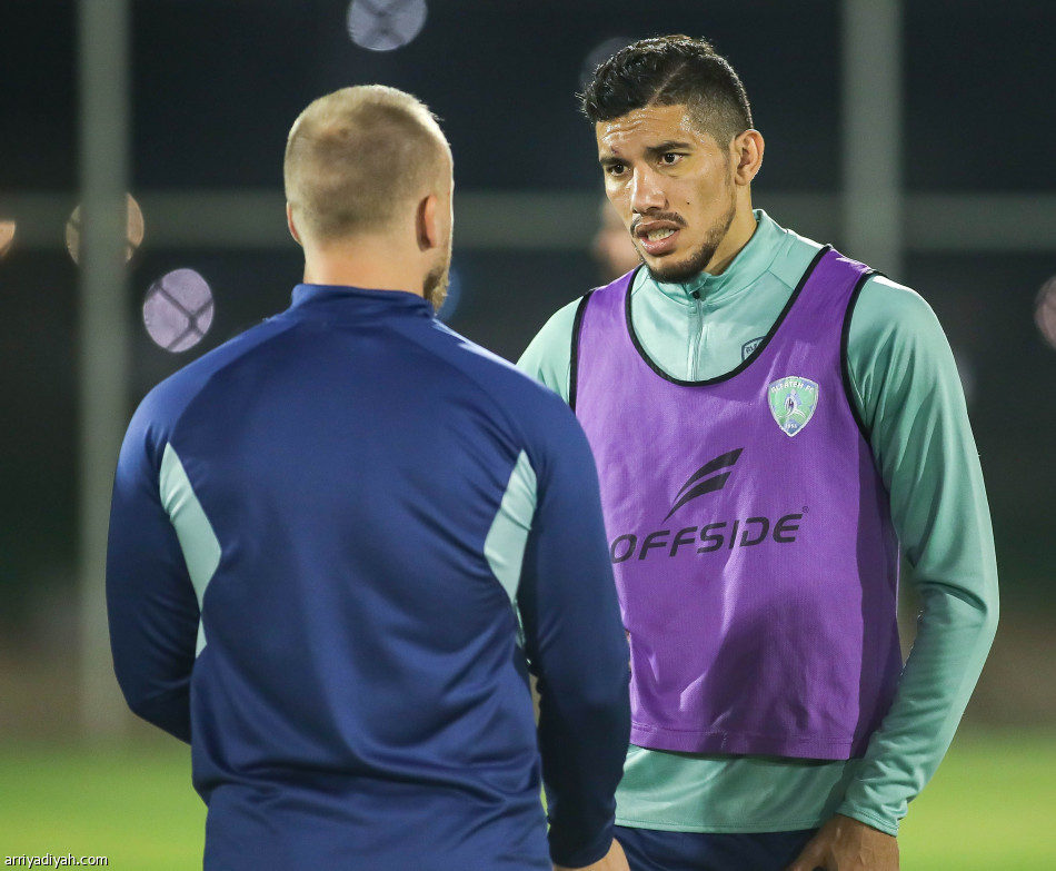 سعدان يلتحق بتدريبات الفتح