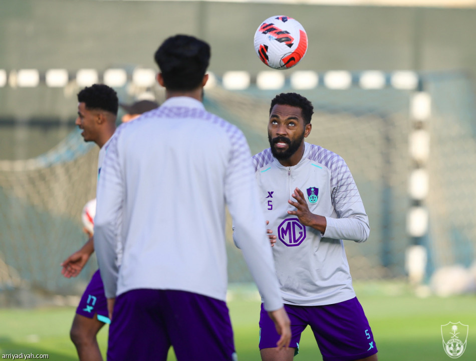 هاسي يُريح لاعبي الأهلي