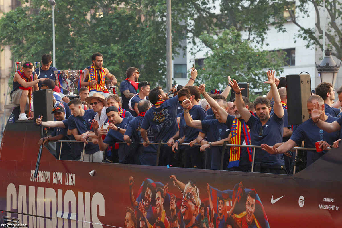 برشلونة يحتفل