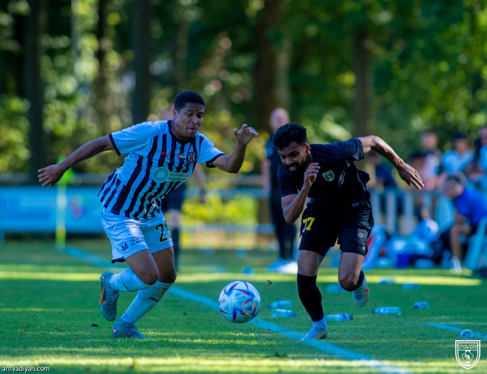 التعاون.. انتصار أول في هولندا