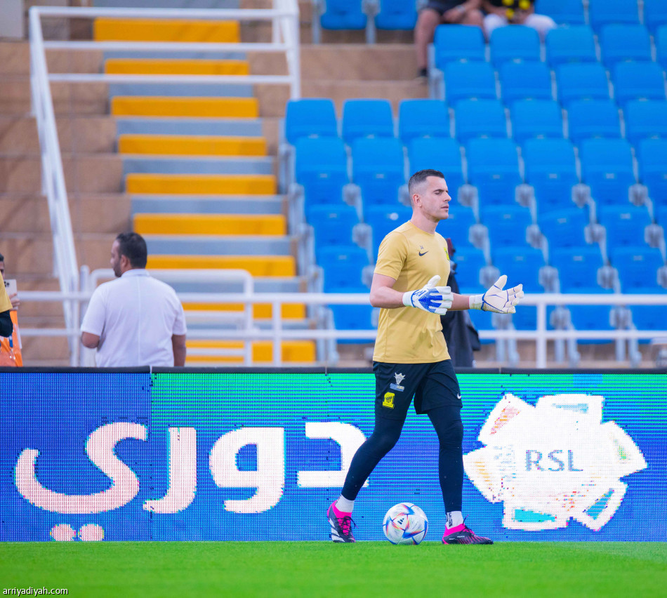 التعاون
ينهي هيمنة النمور