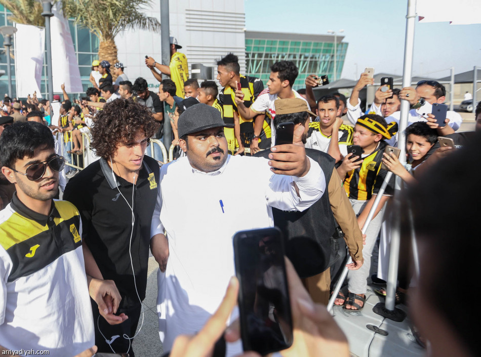 جماهير غفيرة تستقبل الاتحاد في تبوك