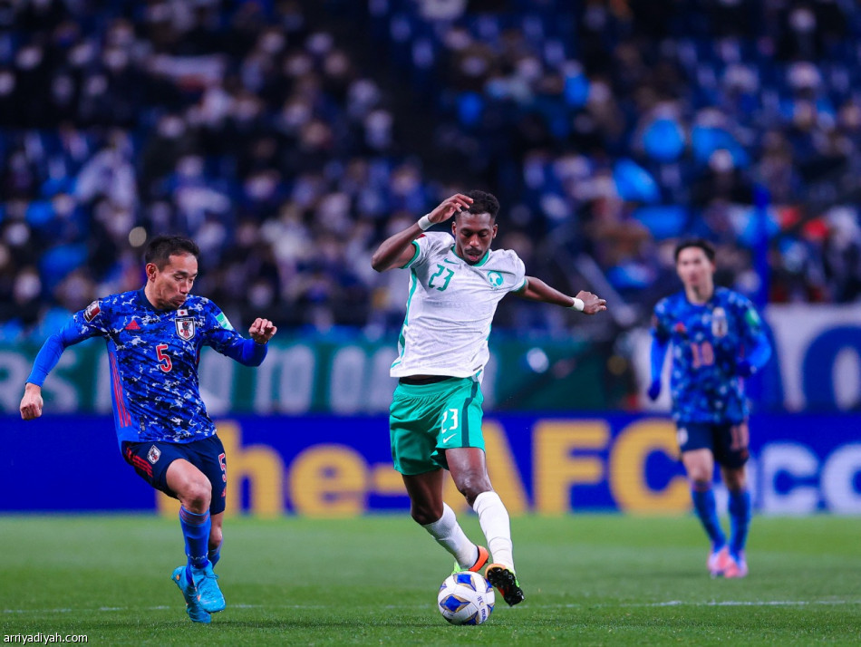 الأخضر يتلقى الخسارة الأولى.. ويستمر في الصدارة