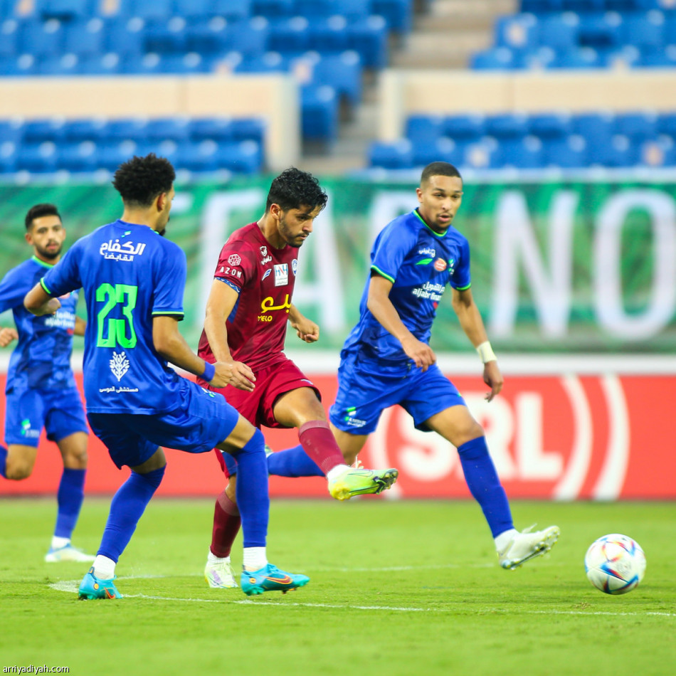 أبها يحلق بصدارة الدوري الرديف