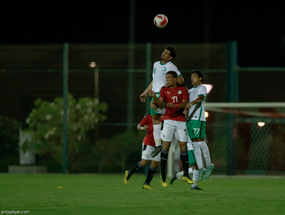 أخضر الناشئين يخسر تجربة مصر
