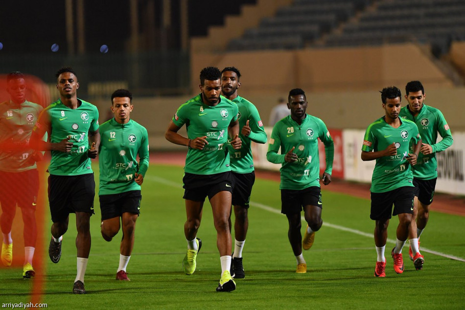 بيتزي يفتح ملف آسيا من الدمام