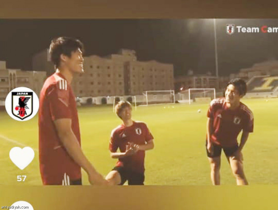 الأخضر.. 
أفضلية منصات ومتابعين