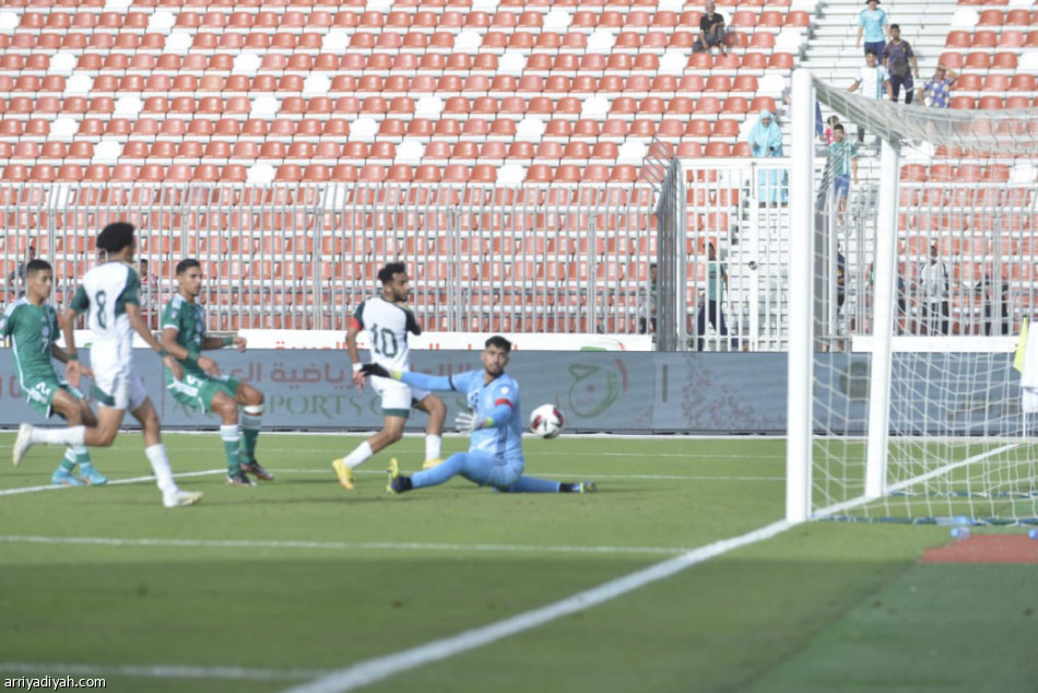 «الأخضر» يعبر إلى نهائي  دورة الألعاب العربية