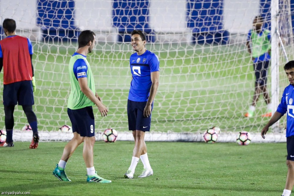 يوسف الثنيان يطالب لاعبي الهلال بالتركيز على كأس الملك والتأهل الآسيوي