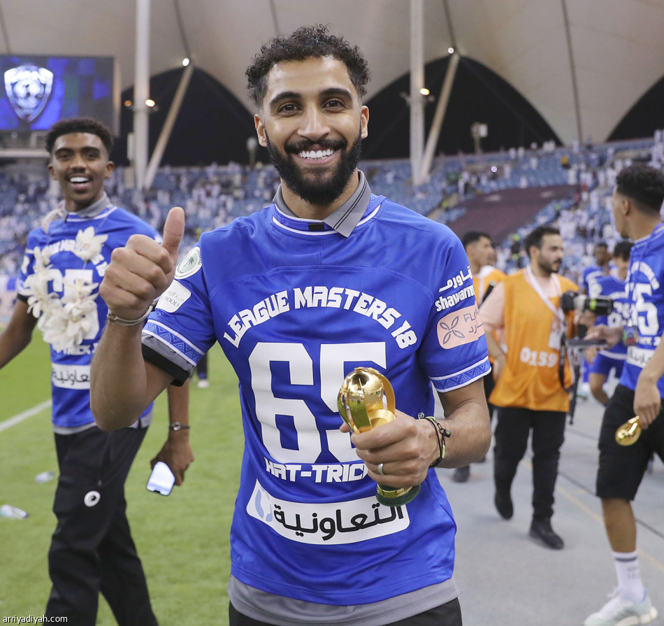 الفارق في 7 ألقاب..
الأهلي الأقل.. والاتحاد الأكثر