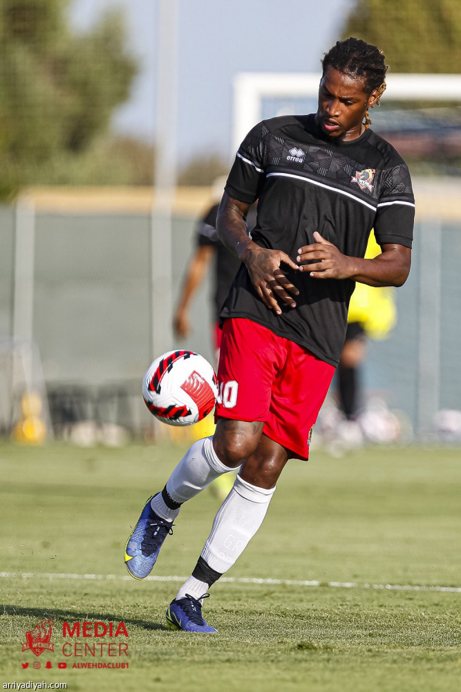 الوحدة يخسر أمام إنتر سيتي