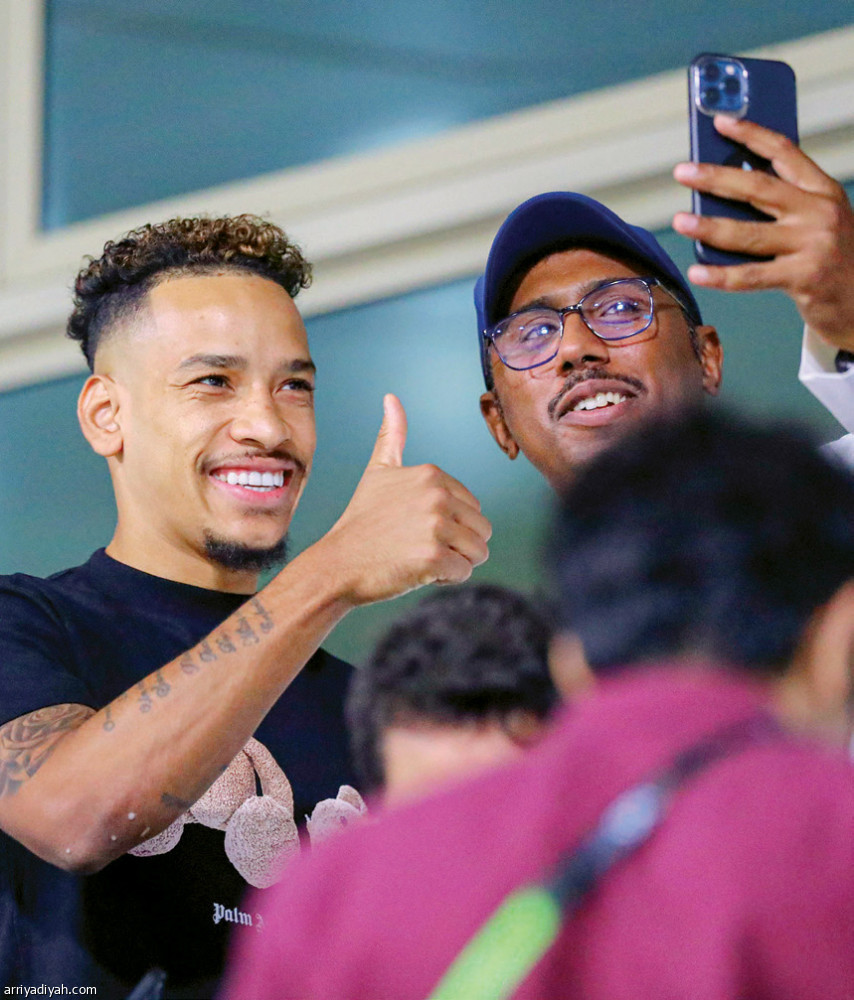 كاريلو 
يسجل بعد 229 يوما