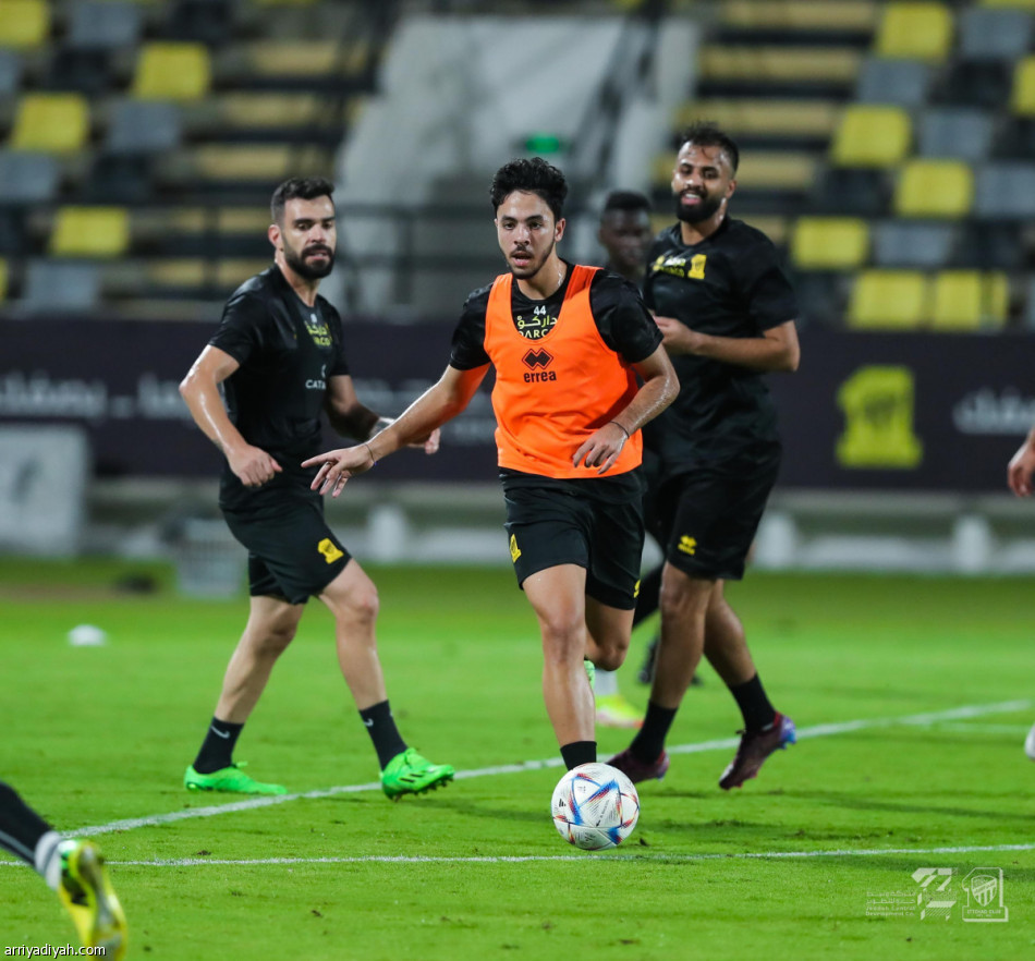 الأحد.. الوحدة يُجهز الاتحاد للكلاسيكو