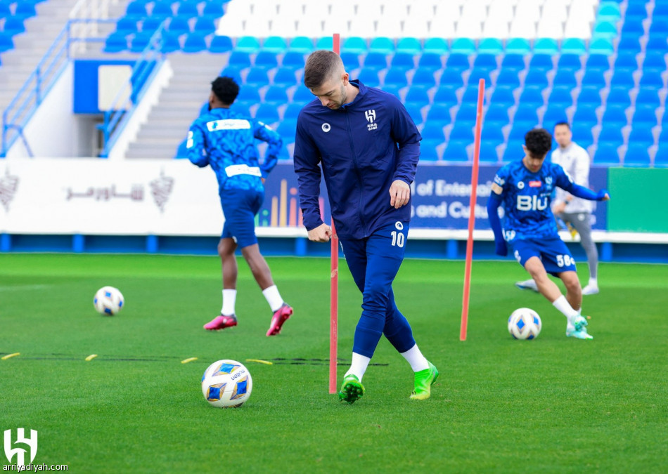 الهلال.. ميشيل يشارك في التدريبات