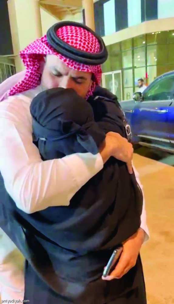 رازوفيتش.. يكسر عناد الخليج