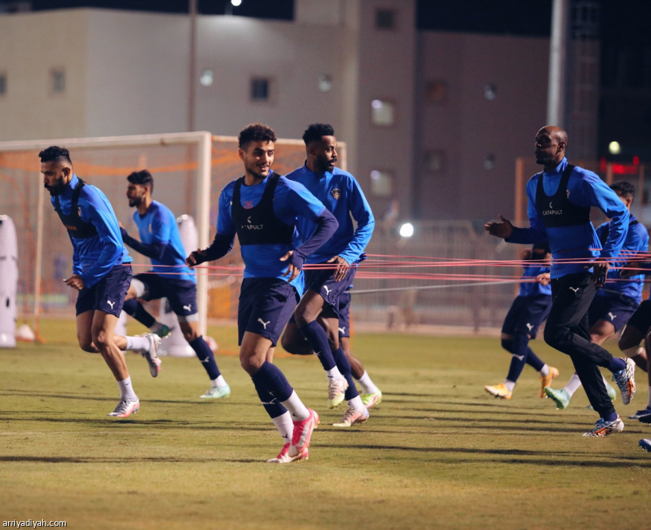 الفيحاء يستعد للهلال بالتحولات الدفاعية والهجومية
