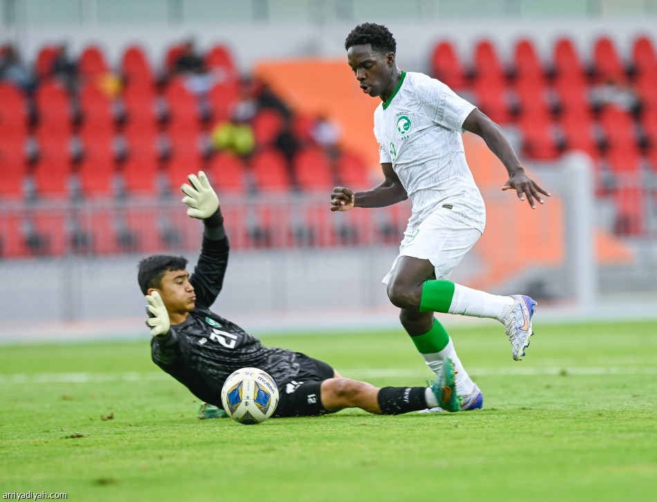 أخضر 17 والأوزبك يتعادلان في التجربة الثانية