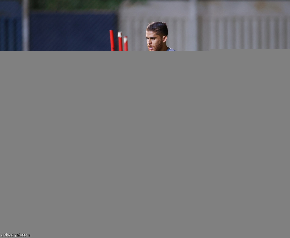 كاريلو وكويلار يشاركان.. وفحوص جديدة للفرج