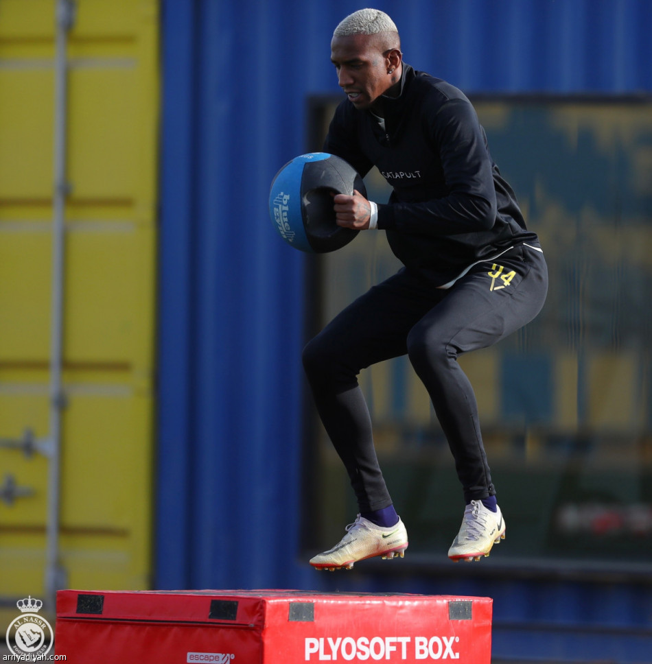 النصر يدشن تحضيراته لمواجهة الفتح