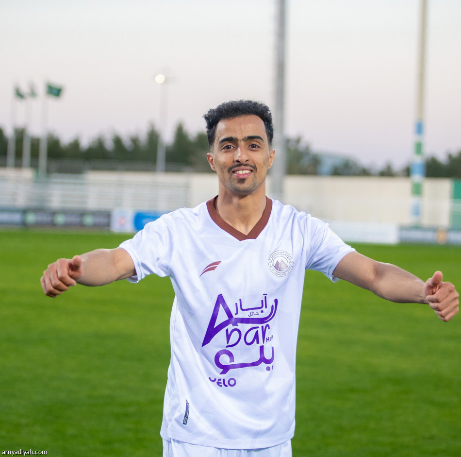 الجبلين يكتسح الشعلة بخماسية