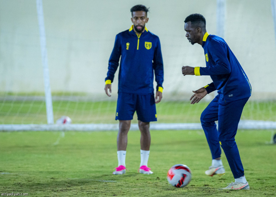 مأدبة إياجو تُحفز التعاون قبل الطائي