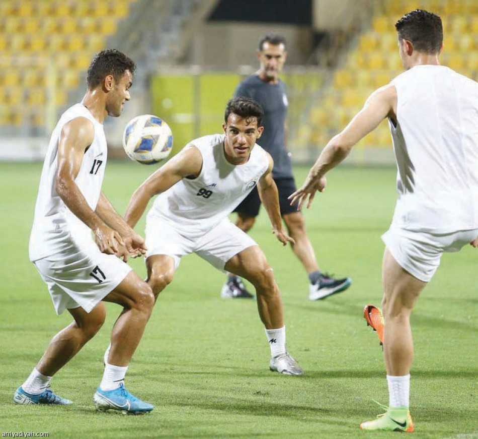 الهلال يخفي
التشكيلة