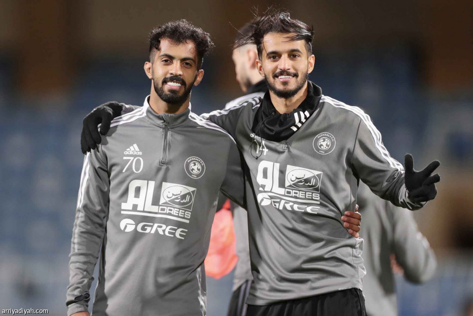 بطل السوبر.. 
لا يتوج بالدوري